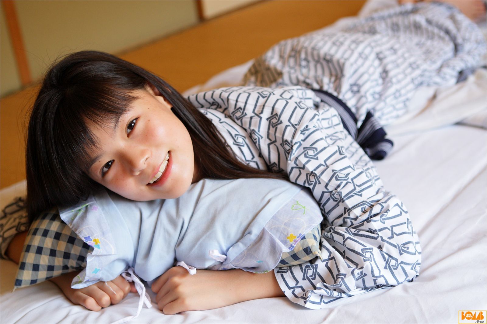 多部未華子  Mikako Tabe   日本性感美女图片 ASIA Bomb.TV